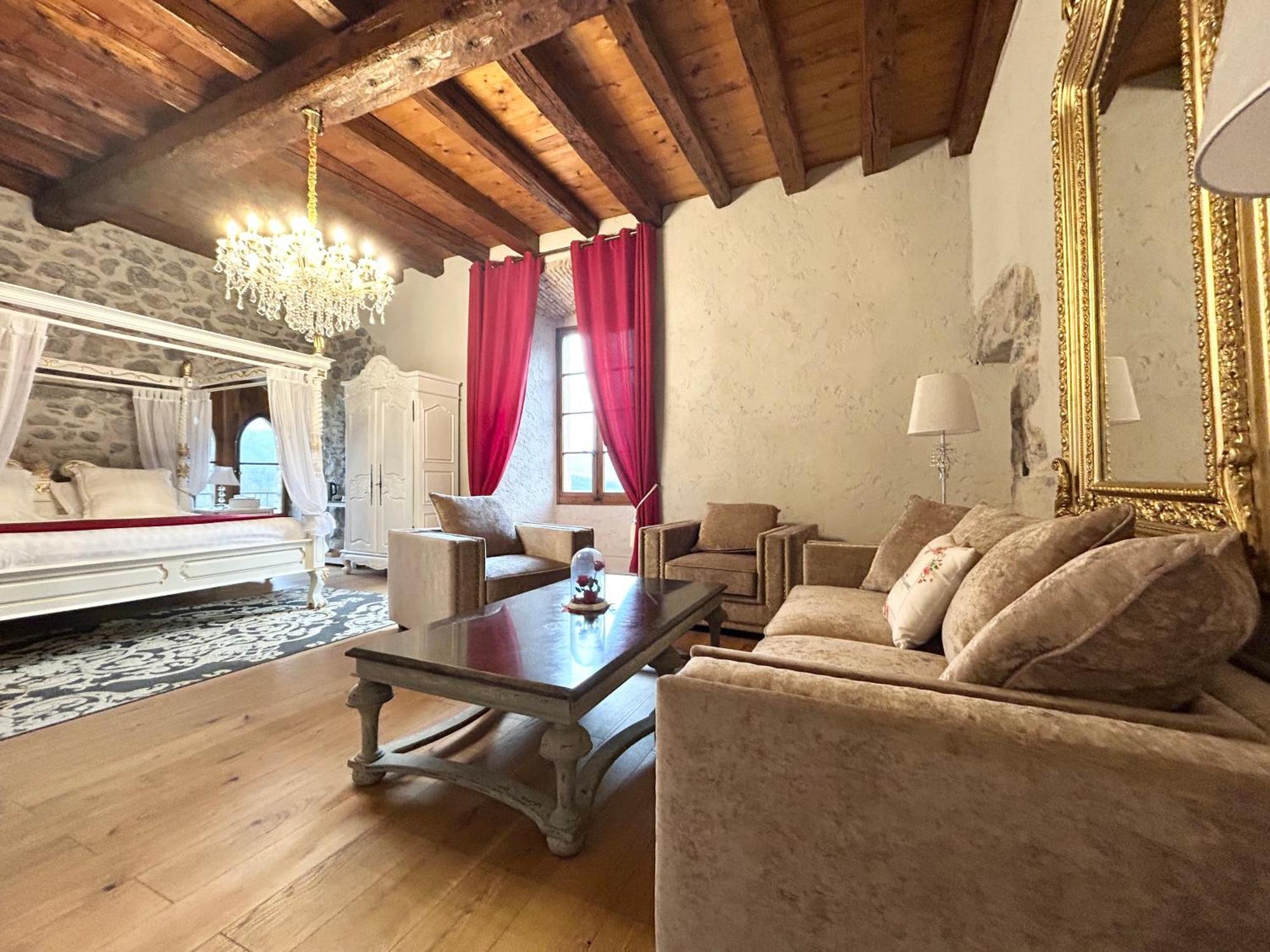 Chateau De La Rive - Suite Prestige - Chambre 2 Personnes Cruet Luaran gambar