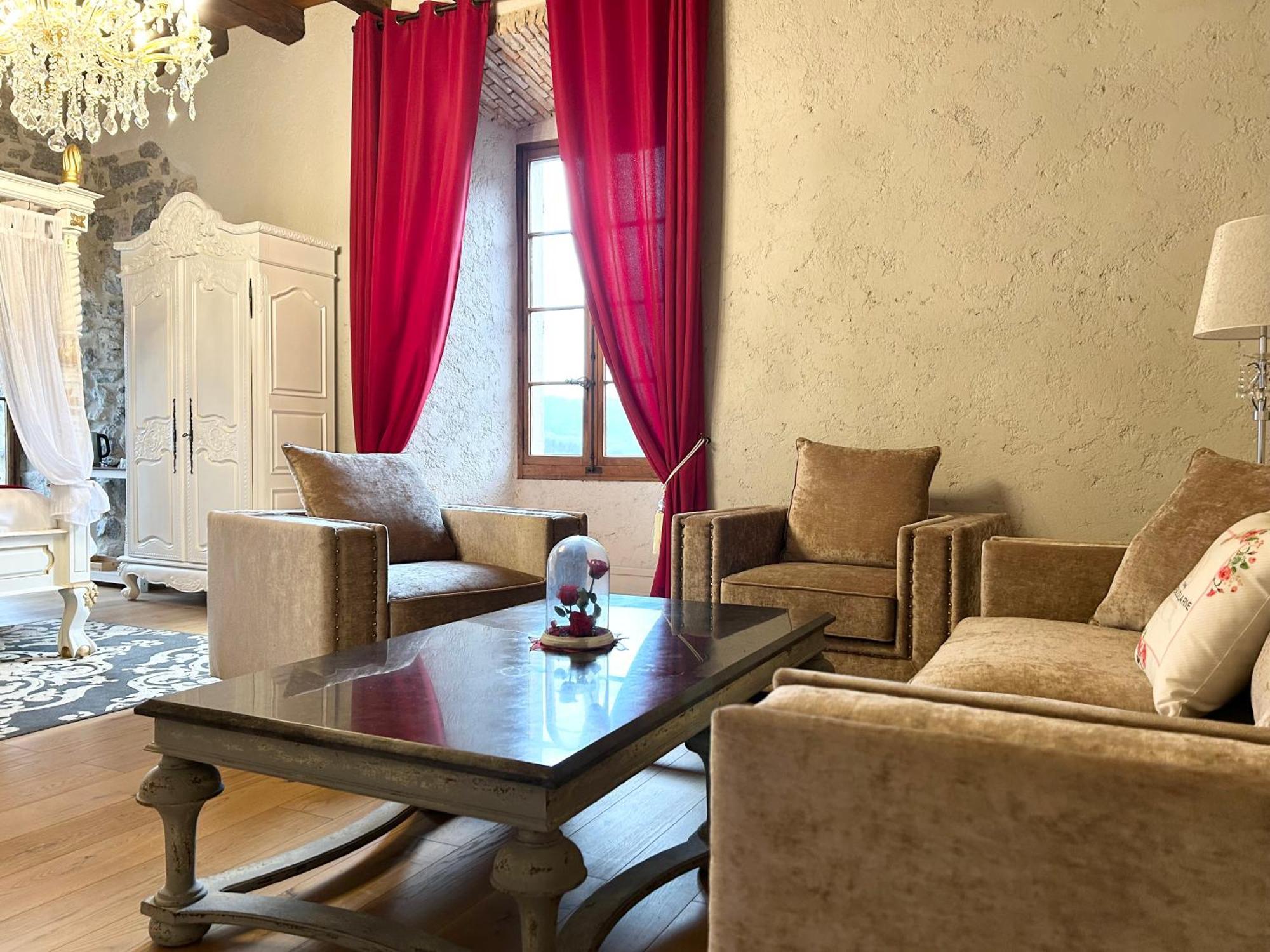 Chateau De La Rive - Suite Prestige - Chambre 2 Personnes Cruet Luaran gambar